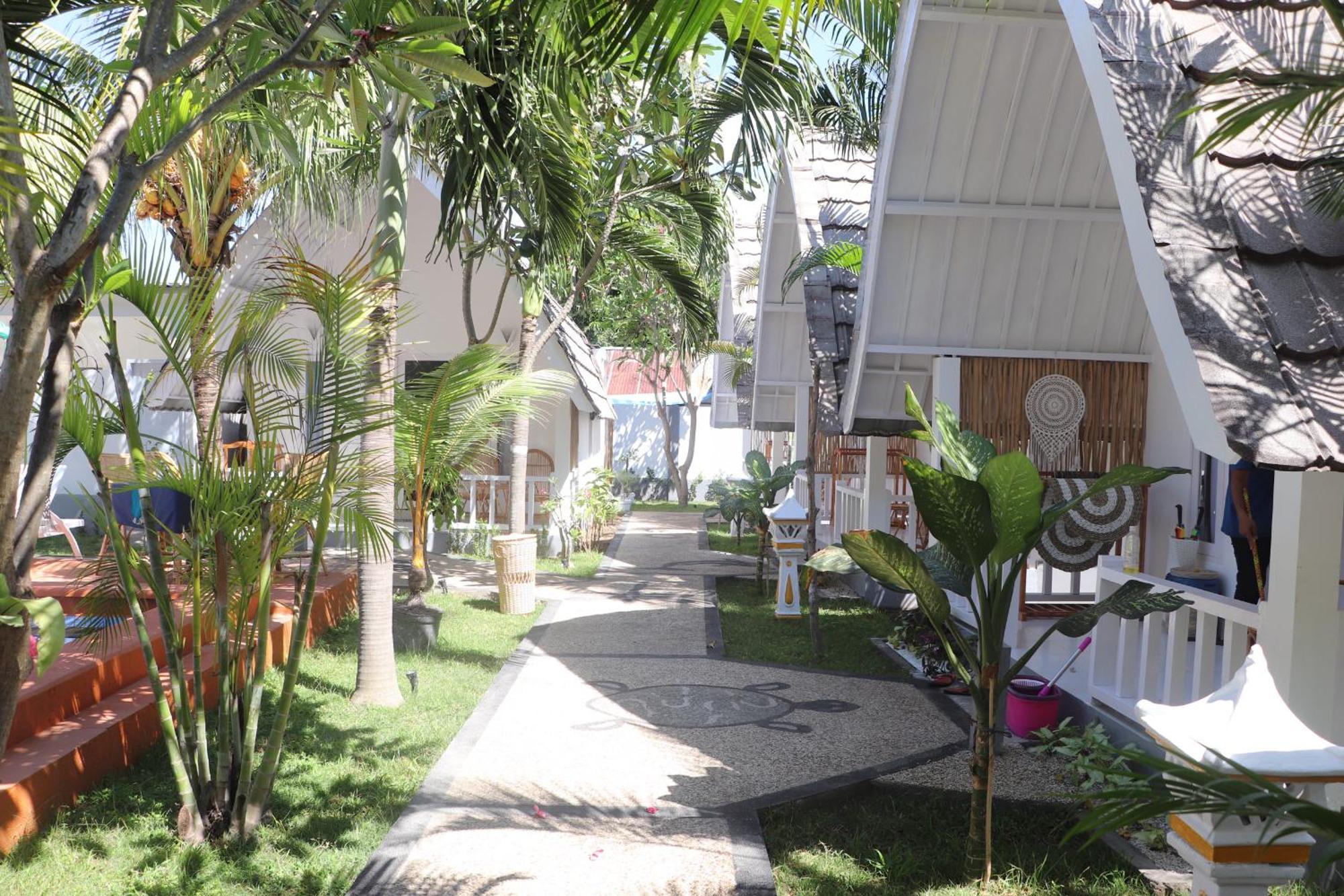 New Balengku Dua Hotel - Adults Only Gili Air Exteriör bild