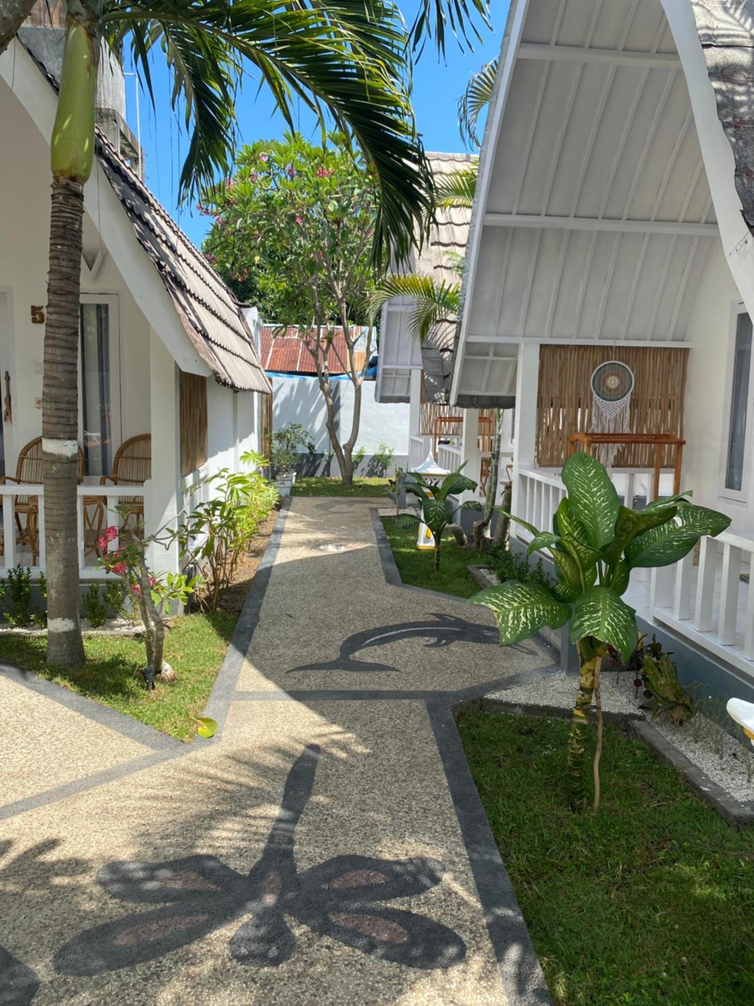 New Balengku Dua Hotel - Adults Only Gili Air Exteriör bild