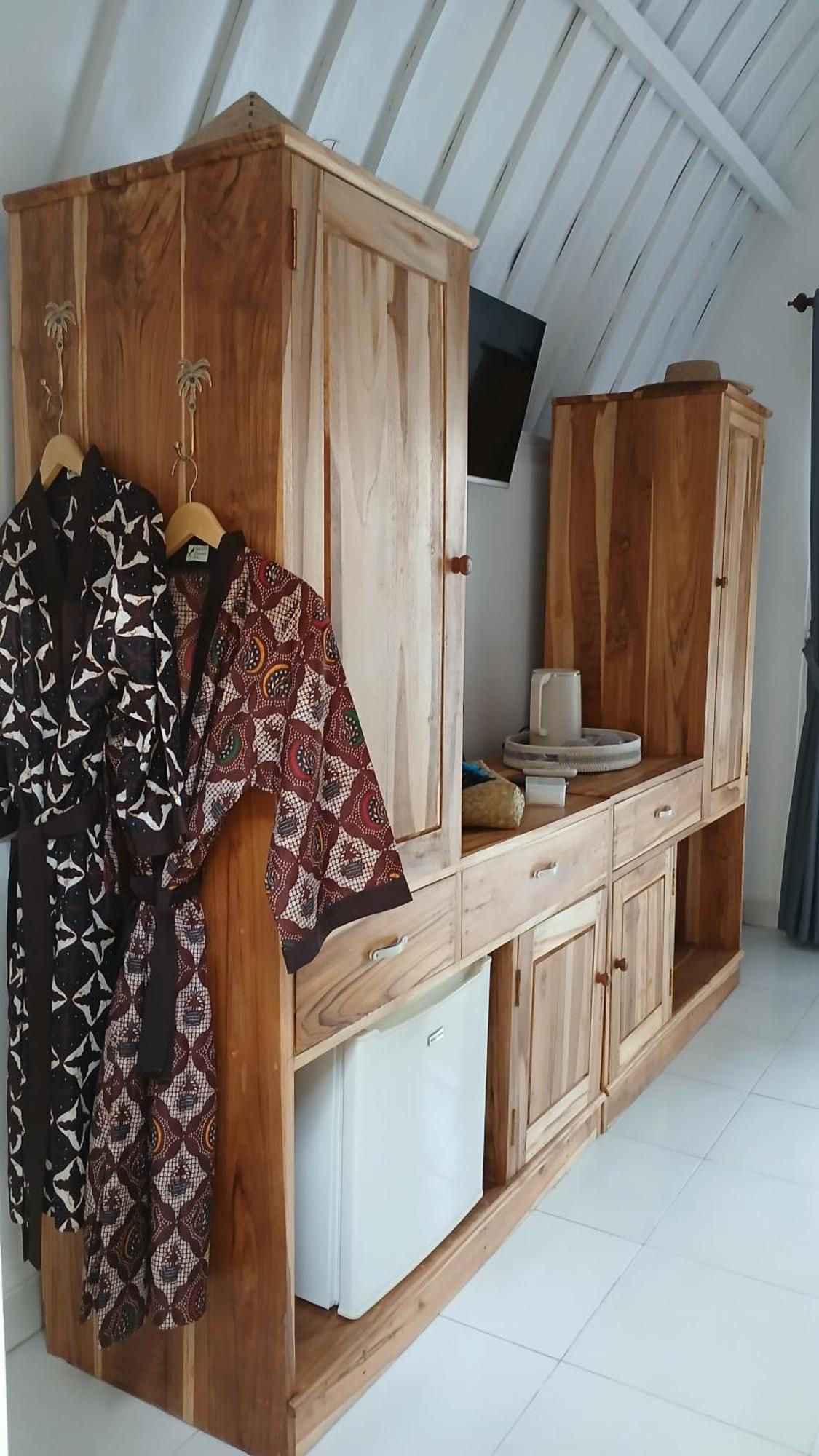 New Balengku Dua Hotel - Adults Only Gili Air Exteriör bild